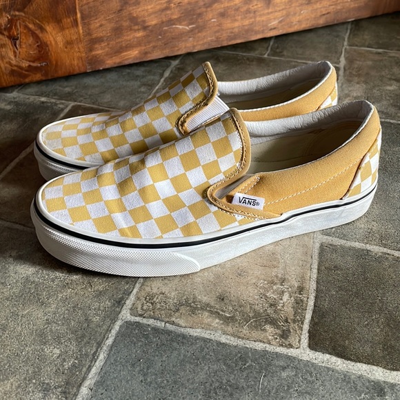 Vans Shoes - Yellow checkered Vans, woman’s size 7